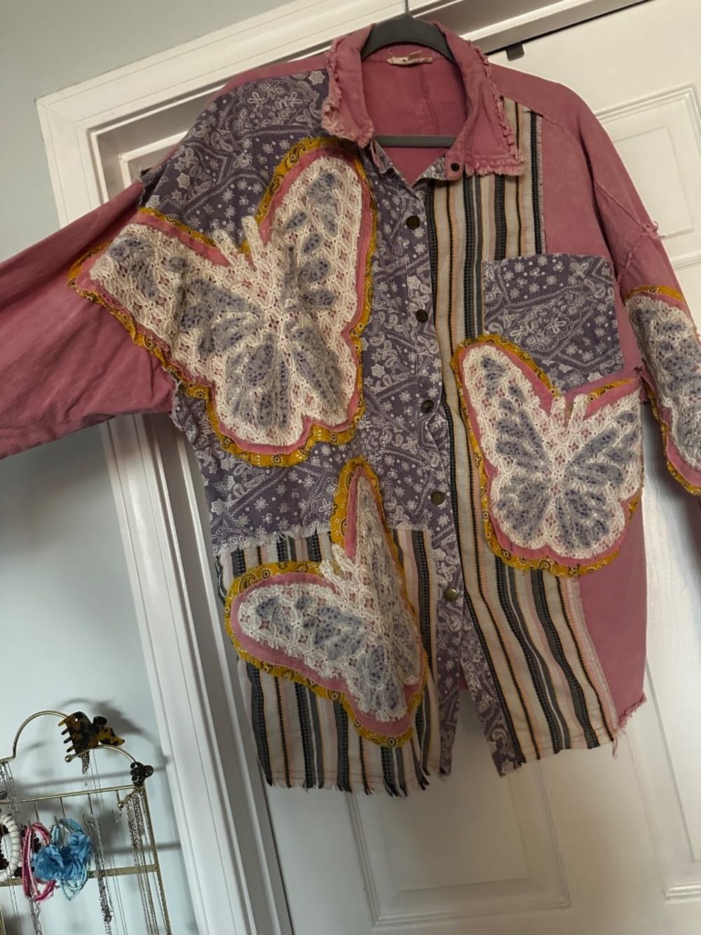 Butterfly patchwork blouse - Picture 3 of 5